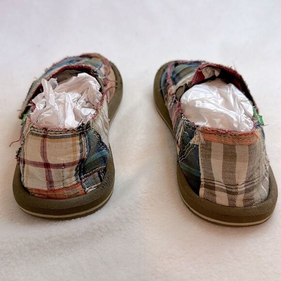 Little Boy Madras Sanuk Slip-On’s - Picture 4 of 5